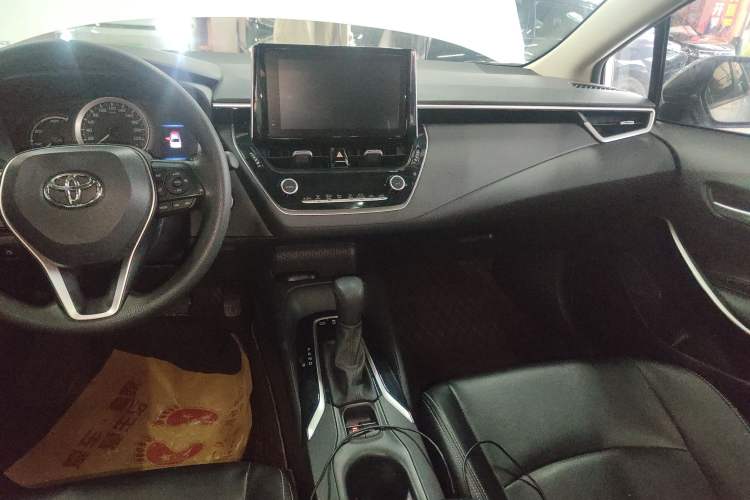 Used Toyota Corolla 2021 Dual-Motor 1.8L E-CVT Elite Edition