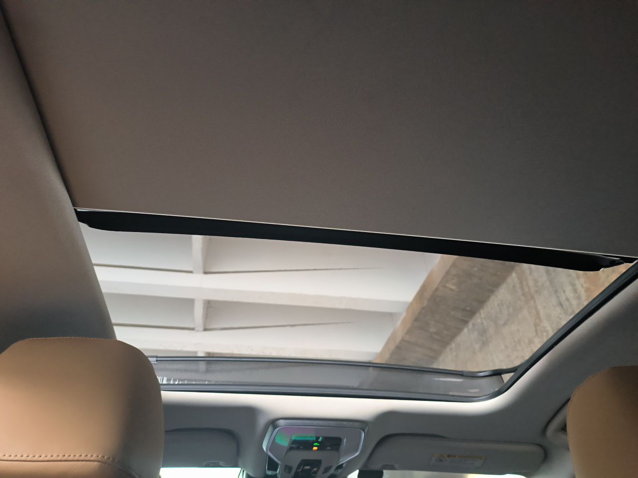 Hongqi H5 2023 2.0T Automatic Smart Connect Flagship Edition - Chinese Trim Chang — снимка 18