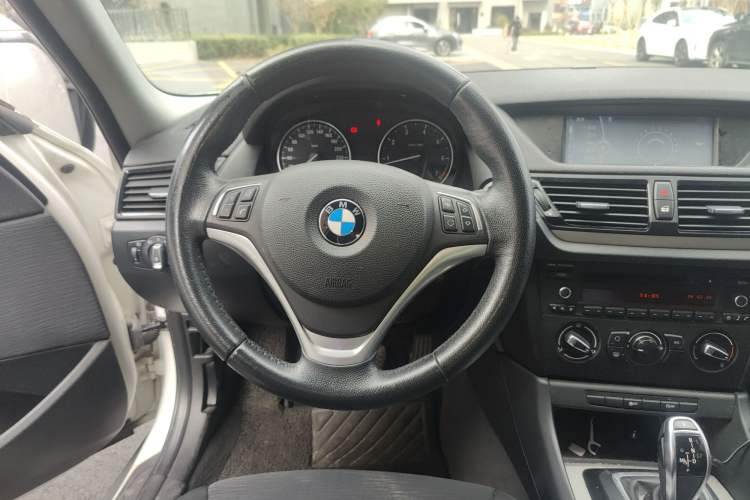 Used BMW X1 2014 sDrive18i Fashion Model
