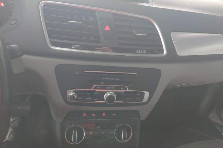 Used Audi Q3 2016 30 TFSI Fashion Model