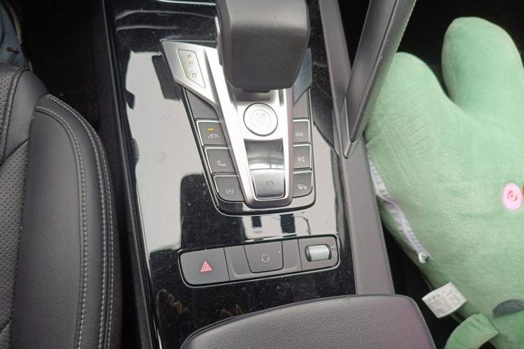 Used BYD Song Pro 2019 1.5T Automatic Prestige Model
