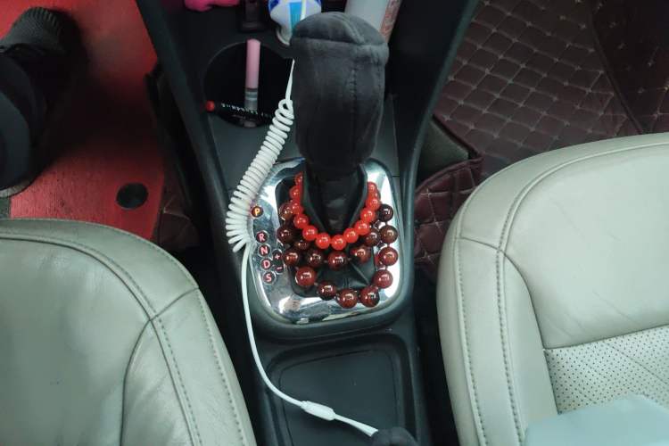 Used Volkswagen Polo 2011 1.4L Automatic ZhiCool Edition Gear Lever