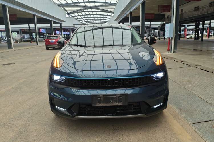 Used Lynk & Co 05 2020 2.0TD Two-Wheel Drive Shine Halo