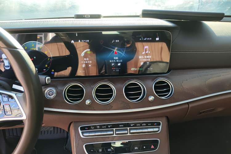 Used Mercedes-Benz E-Class 2023 Updated E 300 L Fashion Edition
