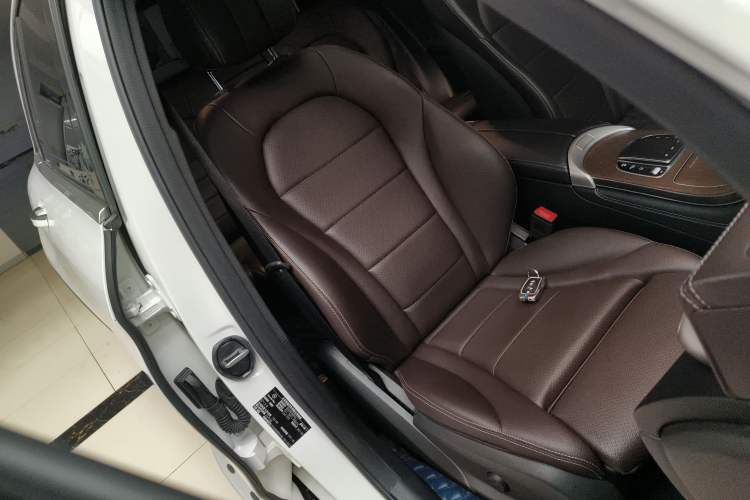 Used Mercedes-Benz GLC 2021 GLC 260 L 4MATIC Luxury Model
