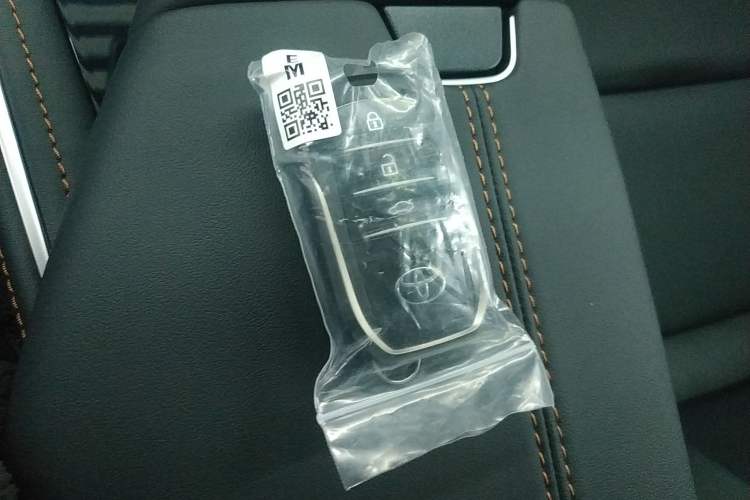 Used Toyota Avalon 2024 Dual-Engine 2.5L XLE Premium Edition