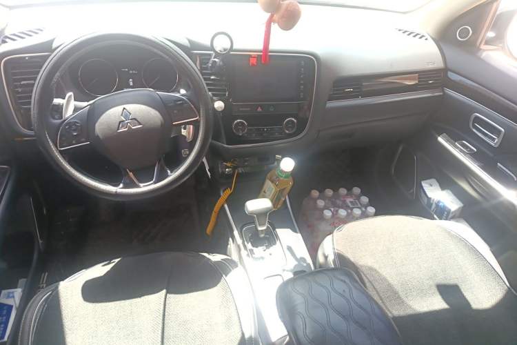 Used Mitsubishi Outlander 2021 2.4L 4x4 DynaDrive Edition 5 Seats
