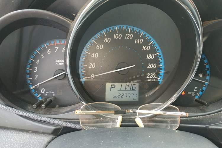 Used Toyota YARiS L Zhi Xuan 2016 Revised 1.5E CVT Charming Edition Odometer Close Up