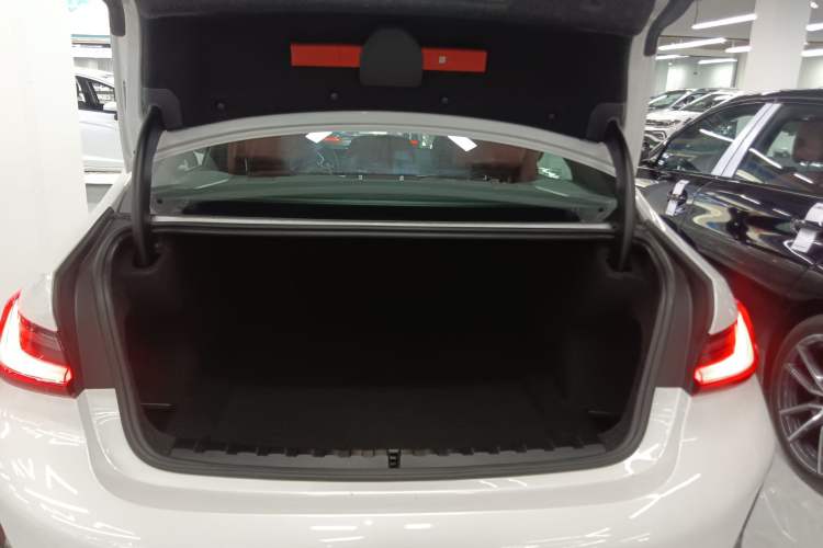 Used BMW 3 Series 2024 330Li M Sport Night Edition Package Trunk
