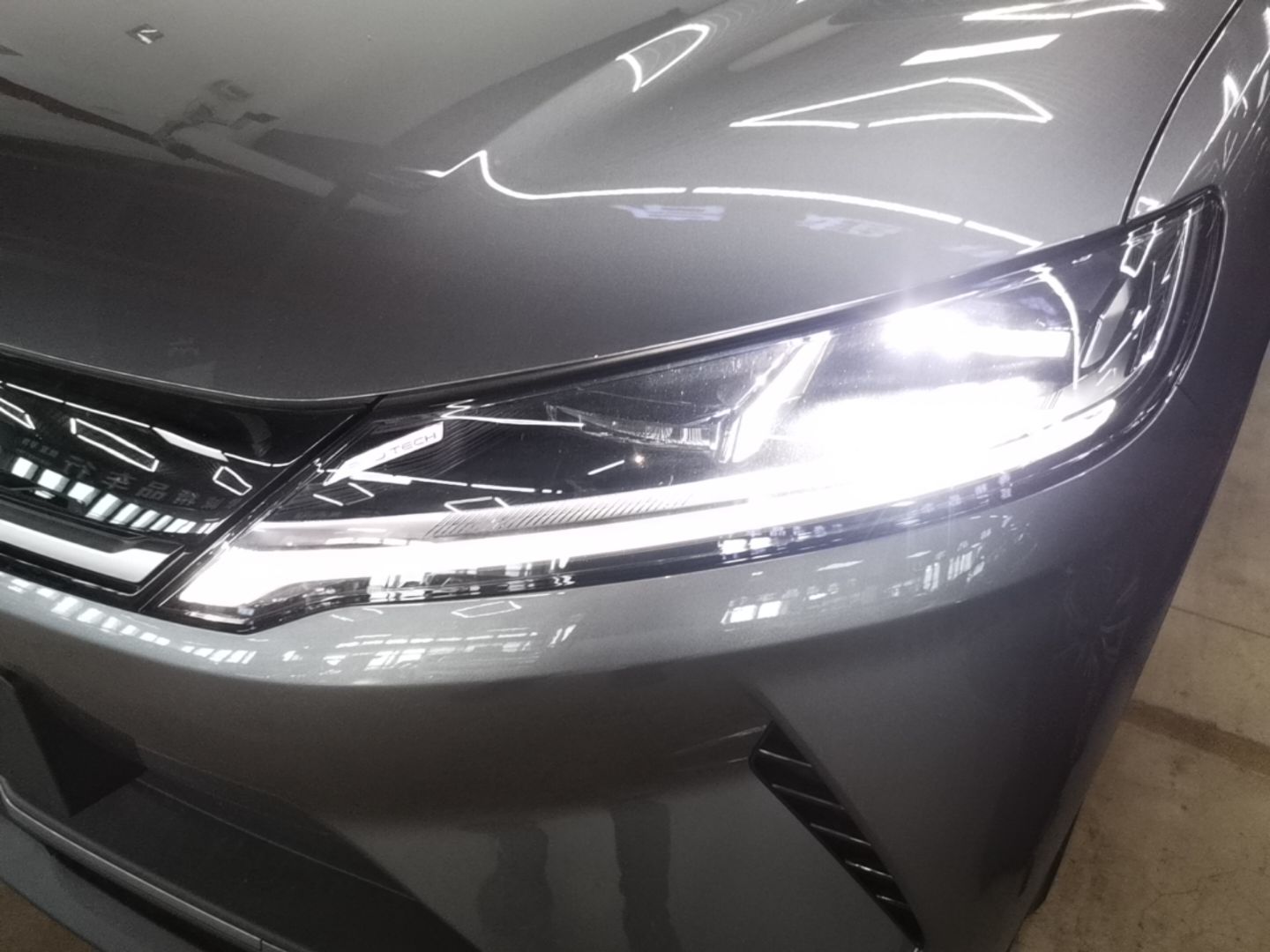 BYD Yuan UP 2025 Model 301KM Leading Version — снимка 8