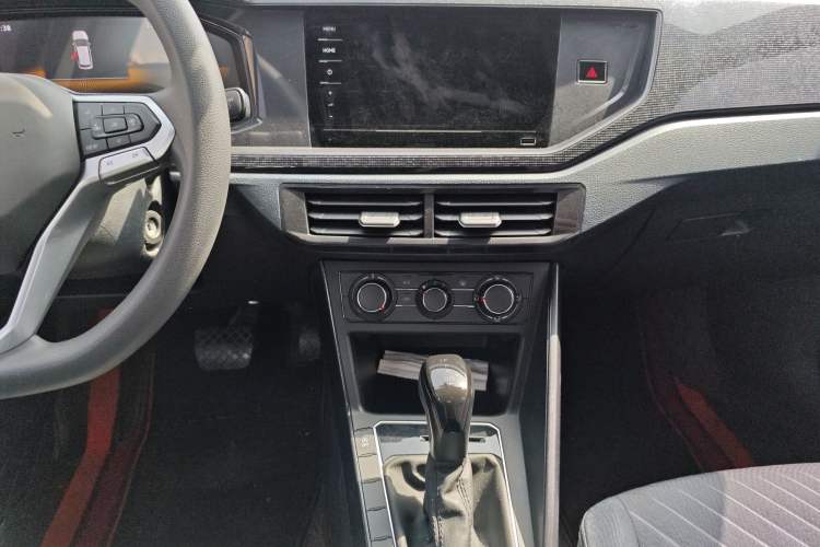 Used Volkswagen Lavida 2023 New Sharp 1.5L Automatic Excellent New Edition
