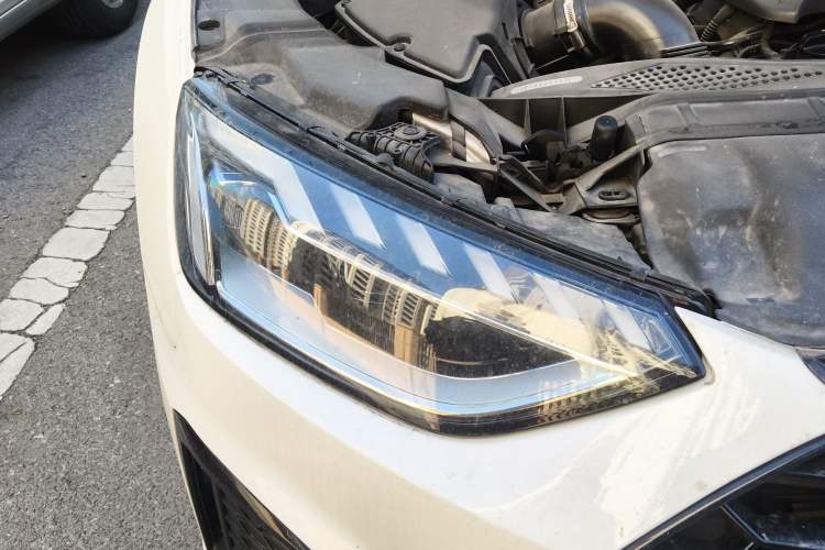 Used Audi A4L 2022 40 TFSI Luxury Dynamic Model