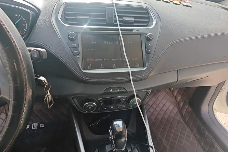 Used Ford Escort 2017 Happiness Edition 1.5L Automatic Fashion Version