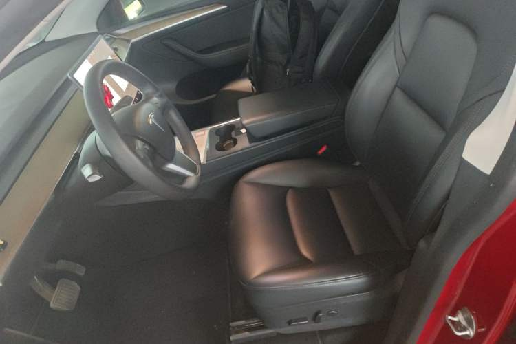 Used Tesla Model Y 2021 Standard Range Rear-Wheel Drive Version Left Front Seat