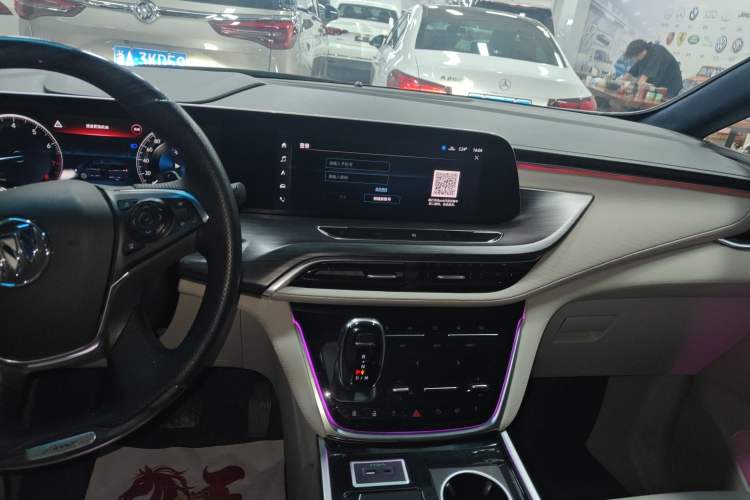 Used Buick GL8 2021 ES Landtrek 653T Comfort Edition Audio And AC Panel