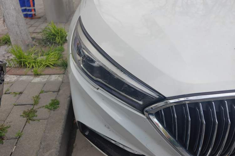 Used Hongqi H5 2019 30TD Smart Connect Dynamic Edition Right Front Headlight