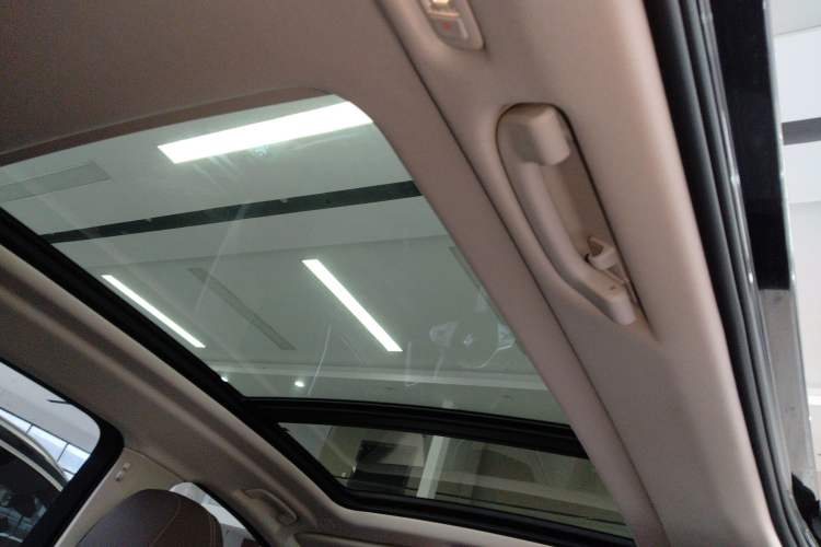 Used BMW X5 2023 xDrive 30Li Luxury M Sport Night Edition Package
