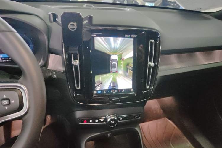 Used Volvo XC40 New Energy 2024 Long-Range PRO Version Audio And AC Panel