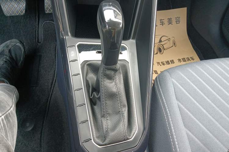 Used Volkswagen Lavida 2023 New Sharp 1.5L Automatic Excellent New Edition