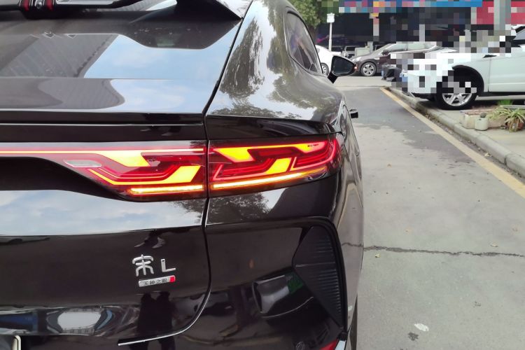 Used BYD Song L EV 2025 Intelligent Driving Version 602 km Range LiDAR-equipped All-Wheel-Drive Type
