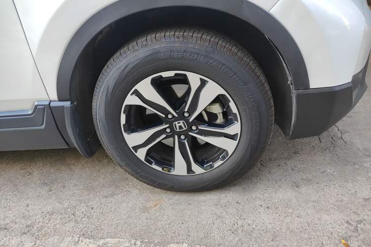 Used Honda CR-V 2017 240TURBO CVT 2WD Comfort Version Right Front Wheel Hub