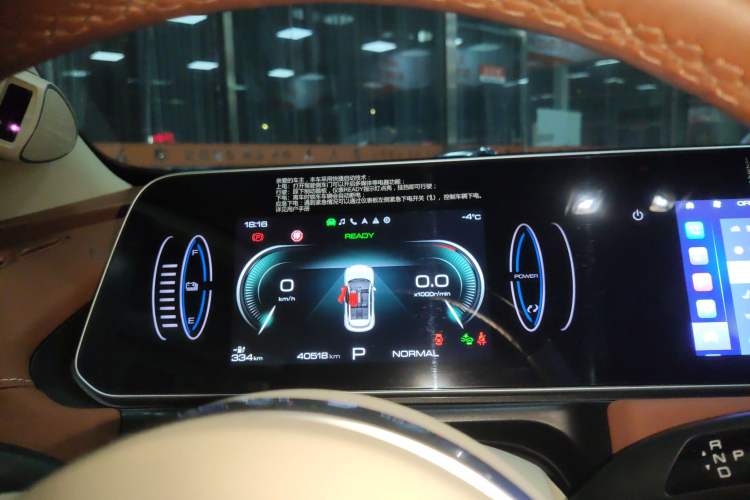 Used ORA Good Cat 2023 401 km Standard Range Prestige Version Lithium Iron Phosphate