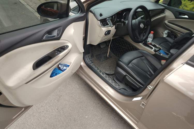 Used Buick Verano 2019 Sedan 15S Automatic Entry Model Driver Seat