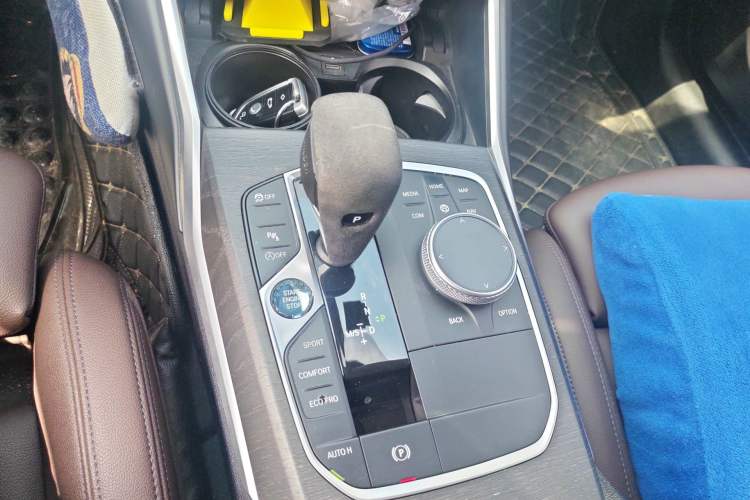 Used BMW 3 Series 2020 325i M Sport Package Gear Lever