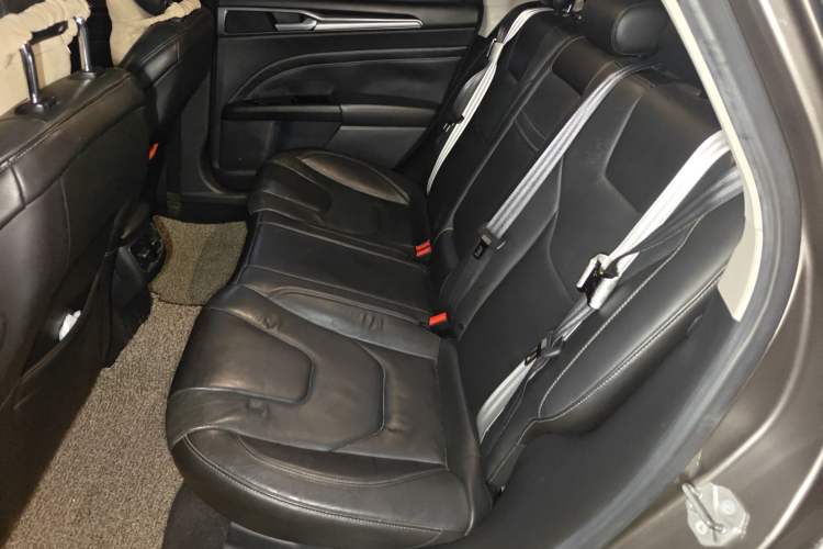 Used Ford Mondeo 2013 2.0L GTDi240 Luxury Sport Model
