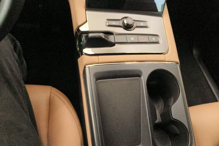 Used Nio ES6 2020 420 km Sport Edition
