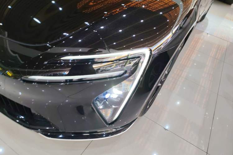 Used Avatr 06 2025 Max All-Electric Version Left Front Headlight