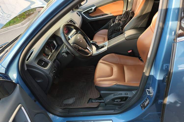 Used Volvo V60 2017 T5 Zhiya Edition China V Standard Left Front Seat