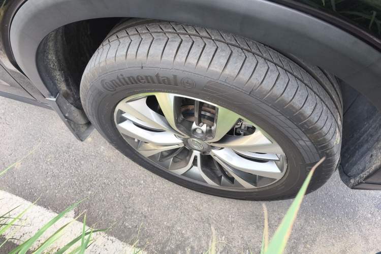 Used GAC Trumpchi GS8 2017 320T Two-Wheel Drive Luxury Smart Connectivity Version (7 Seats)