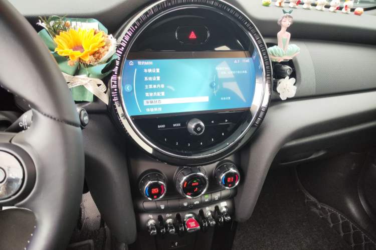 Used MINI 2023 1.5T COOPER Midnight Escape Special Edition
