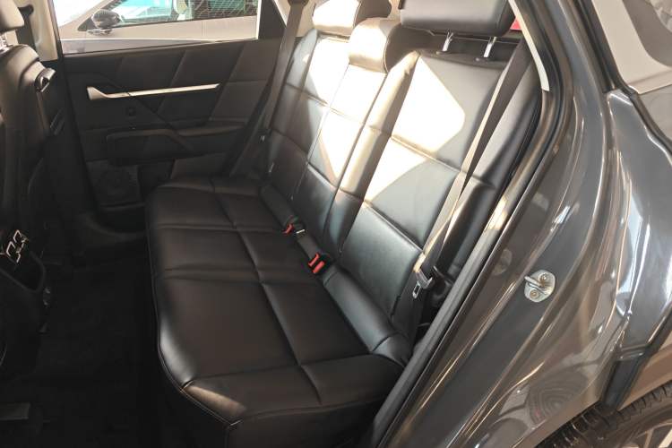 Used Hyundai ix35 2023 Musso 2.0L Deluxe Edition DLX