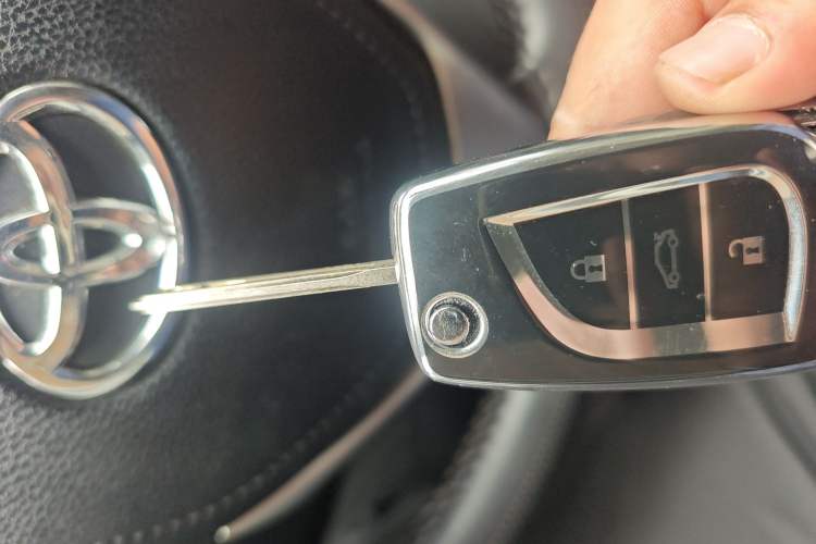 Used Toyota Levin 2014 1.6G CVT Elite Edition Vehicle Key