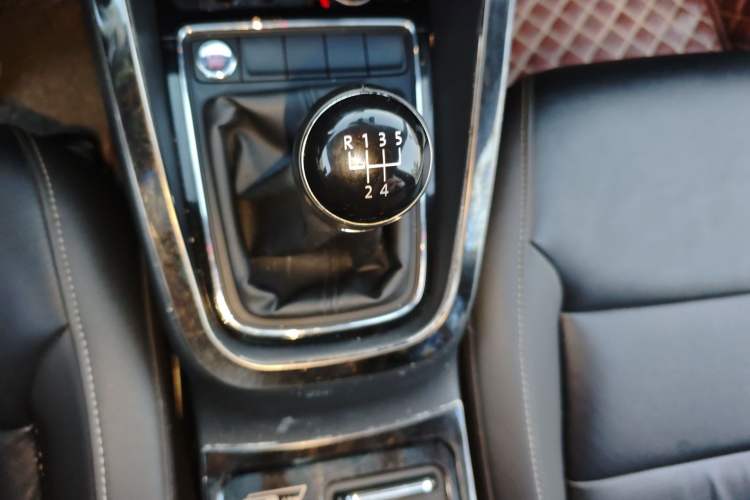 Used Volkswagen Sagitar 2018 1.6L Manual Comfort Model
