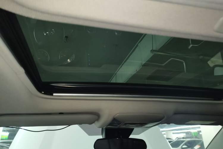 Used Toyota Wildlander 2021 2.0L CVT Two-Wheel Drive Luxury Edition
