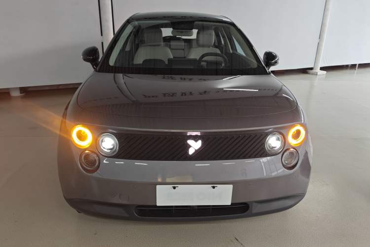 Used firefly 2025 Illuminated Edition
