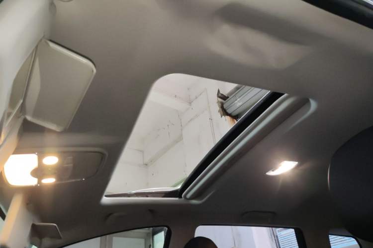 Used Haval M6 2017 1.5T Manual Two-Wheel Drive Elite Model
