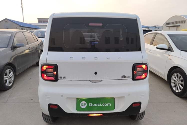 Used Geely Galaxy Panda 2024 Panda Mini 200km Endurance Bear