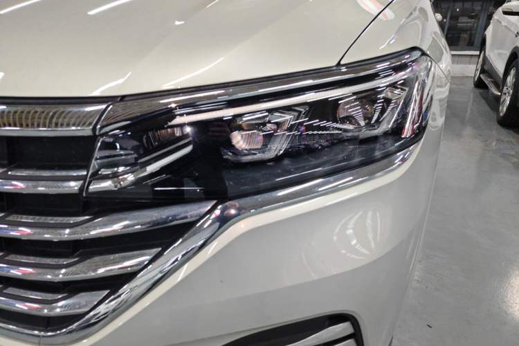 Used Volkswagen Viloran 2023 380TSI Prestige Edition Left Front Headlight