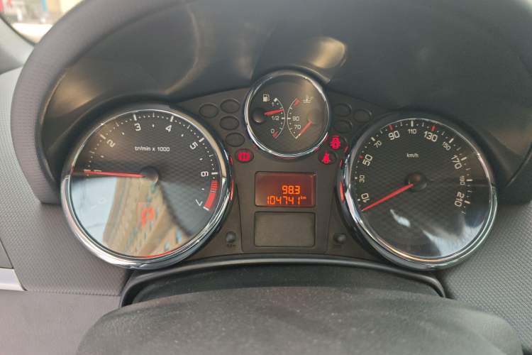 Used Peugeot 207 2013 1.6L CC Automatic Fashion Edition
