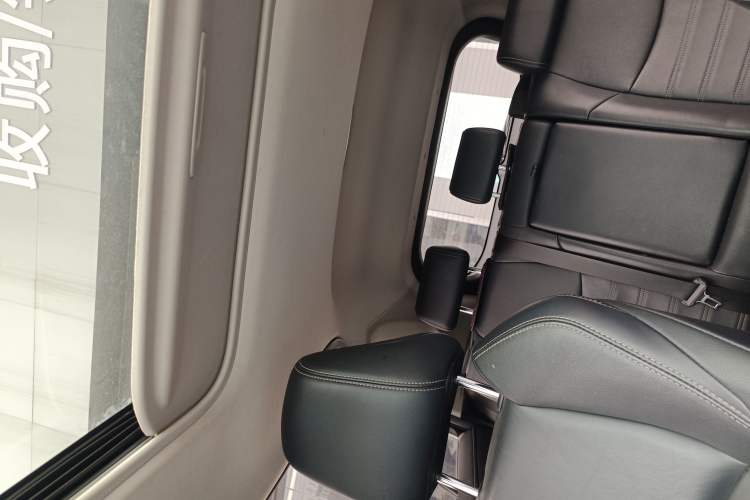 Used Toyota Wildlander 2022 2.0L CVT Two-Wheel Drive Luxury Edition
