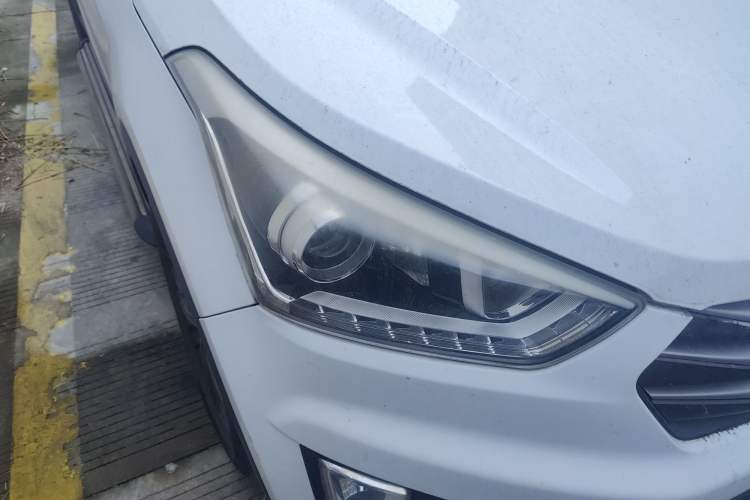 Used Hyundai ix25 2015 2.0L Automatic Two-Wheel Drive Intelligent GLS
