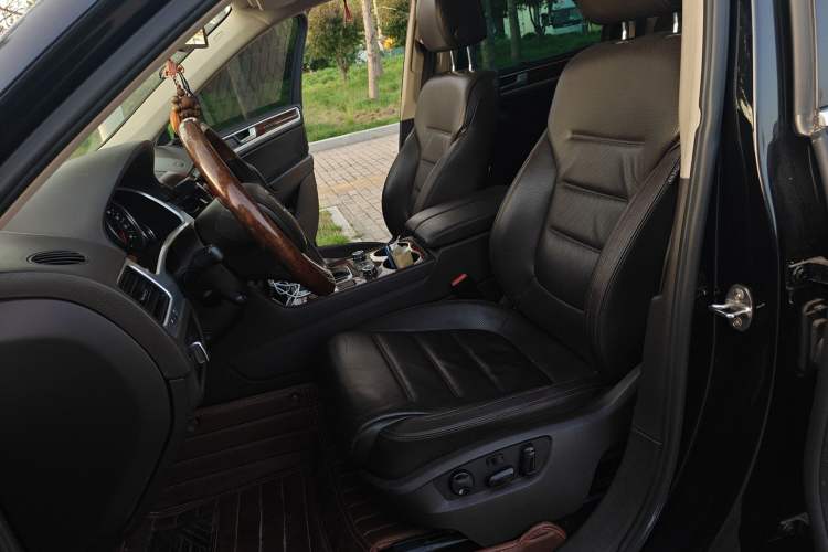 Used Volkswagen Touareg 2011 3.0 TSI Luxury Edition
