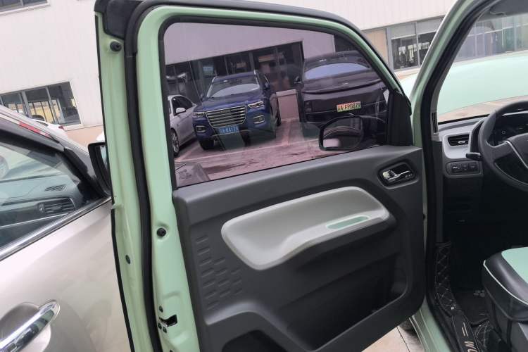 Used Wuling Hongguang MINIEV 2021 Macaron Premium Model – Lithium Iron Phosphate