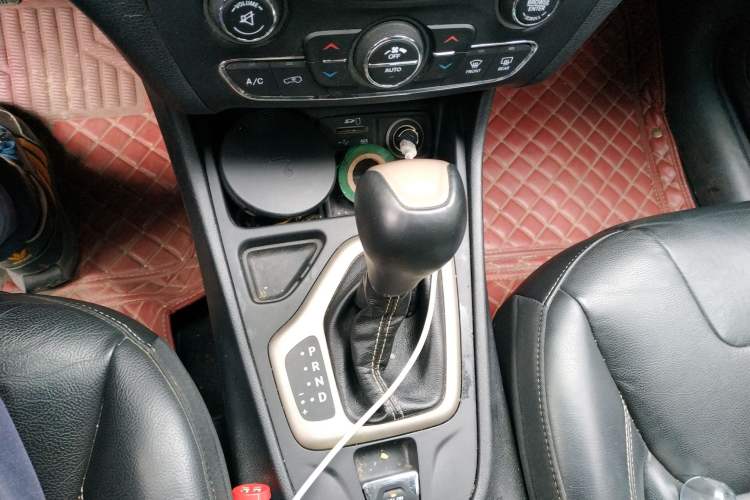 Used Jeep Cherokee 2017 2.4L Leading Edition