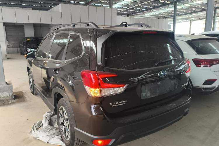 Used Subaru Forester 2024 2.0i AWD Luxury Edition EyeSight Rear Left 45 Deg