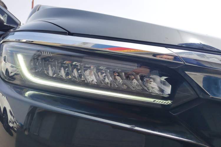 Used Honda Breeze 2021 240TURBO CVT Two-Wheel Drive Smart Enjoyment Version Right Front Headlight